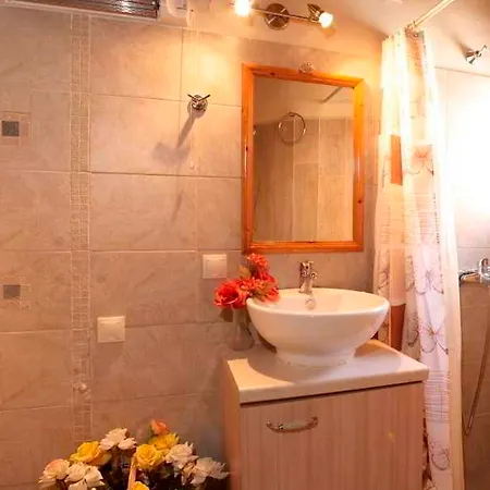 Hotel Sunny House Lakhania